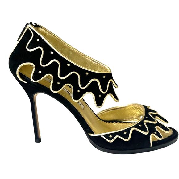 Manolo Blahnik Cusani Black Suede Pumps 105MM Gold Scallop Straps Size 37 - Picture 1 of 16